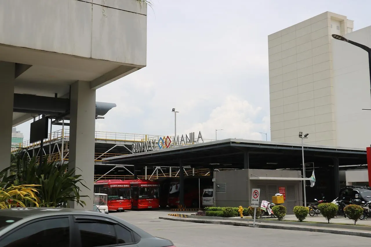 One Palm Tree Villas Manila